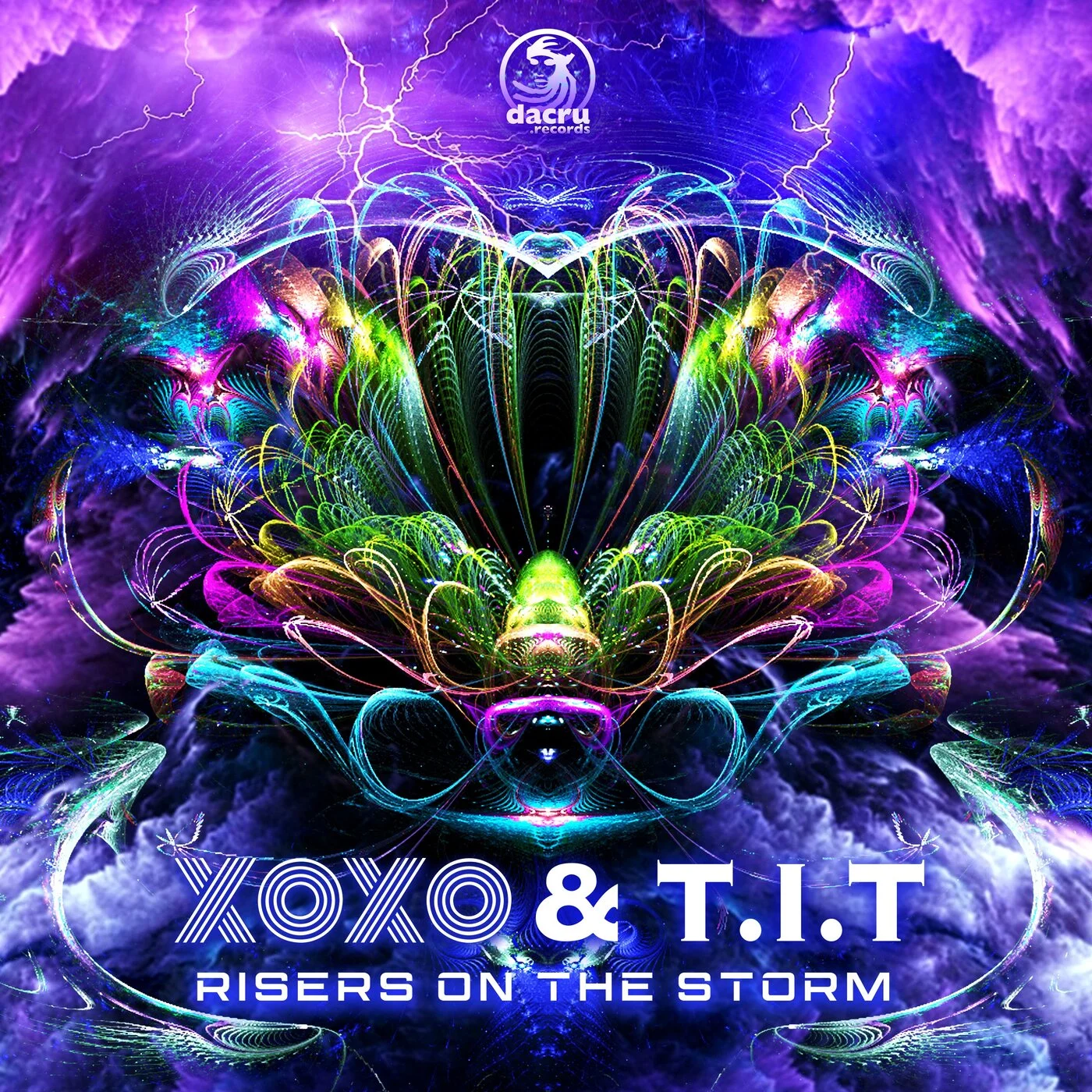 Xoxo & T.I.T - Risers On The Storm